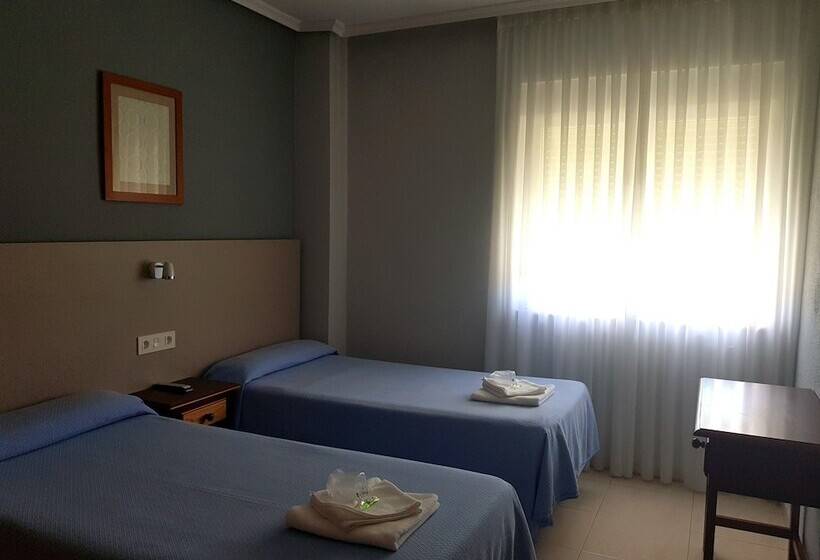 스탠다드 룸, Hostal Soto