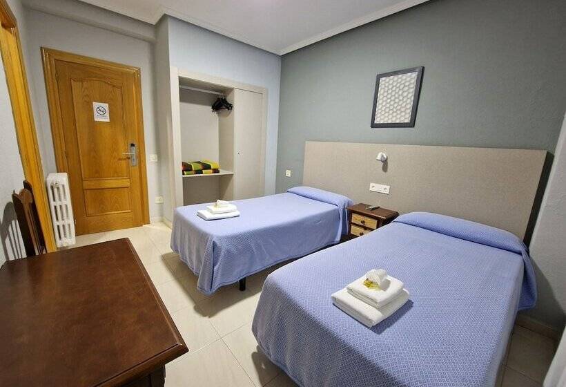 스탠다드 룸, Hostal Soto