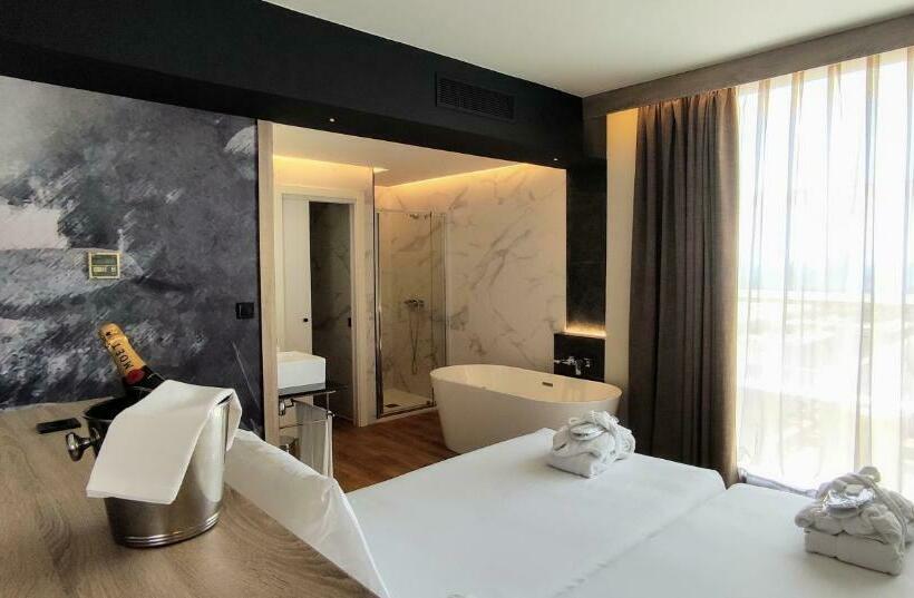 Полулюкс Вид на Море, Eurohotel Diagonal Port
