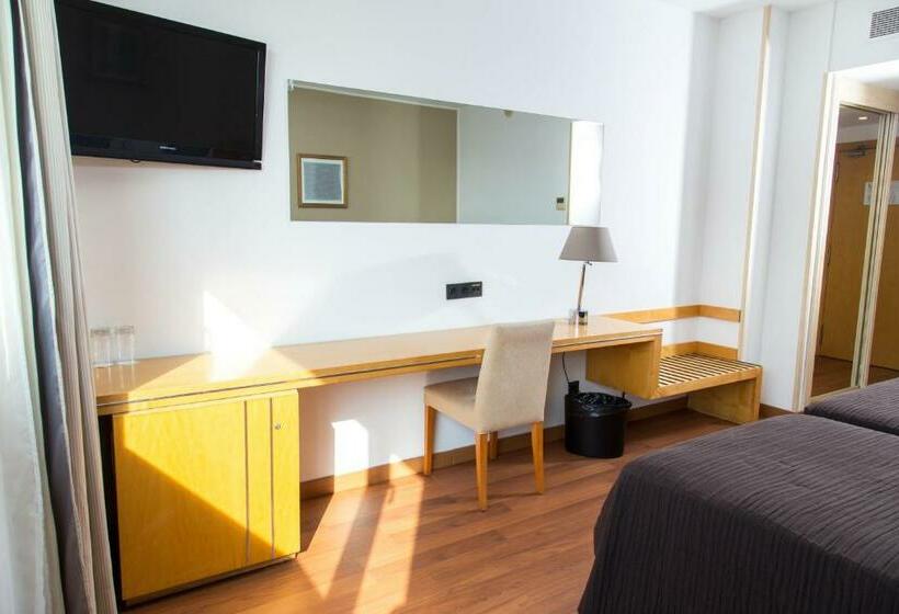 Номер Economy, Eurohotel Diagonal Port