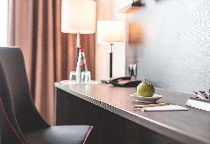Номер Комфорт Индивидуальный, Plaza Hotel Hanau