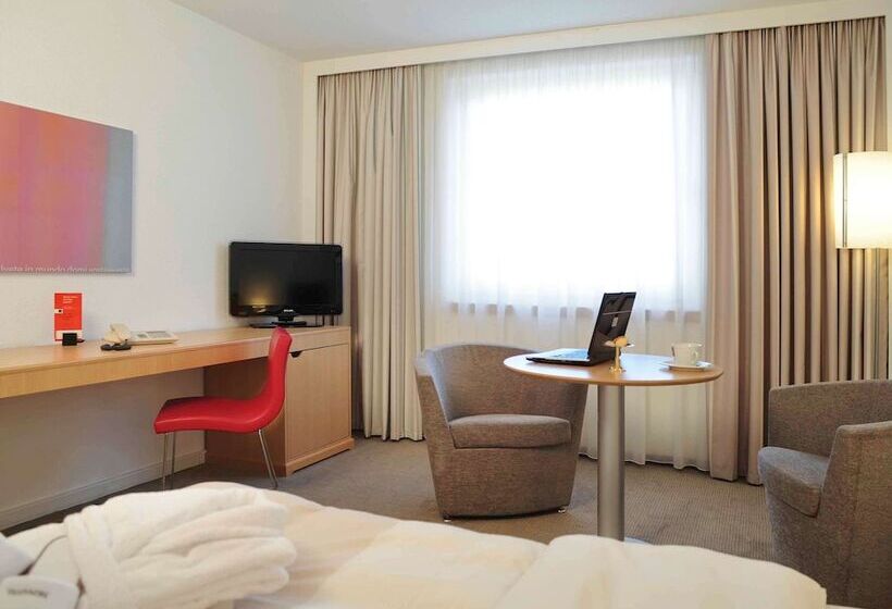 Номер Superior, Novotel Düsseldorf City West