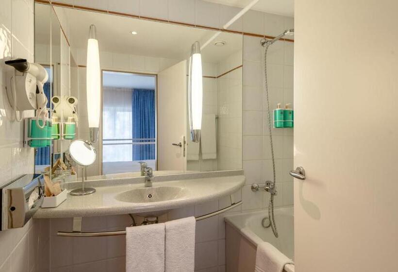 Номер Стандарт, Castrum Hotel Székesfehérvár