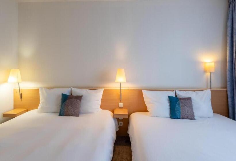 Номер Стандарт, Castrum Hotel Székesfehérvár