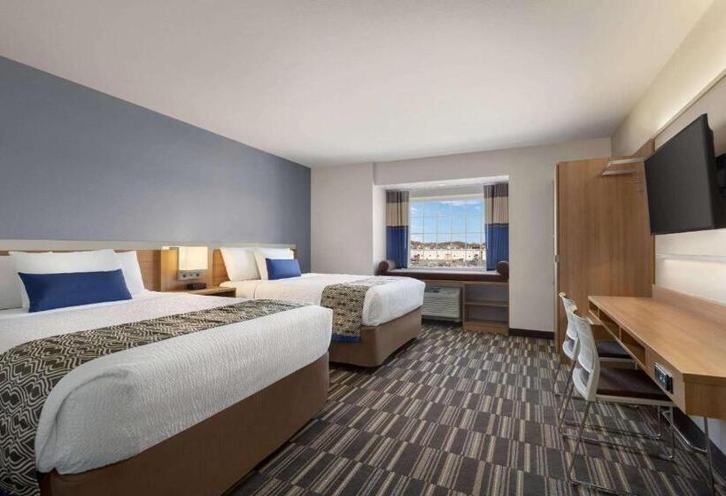 Номер Стандарт Адаптированный для Инвалидов, Microtel Inn & Suites By Wyndham Gambrills