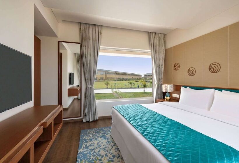 اتاق اجرایی, Hawthorn Suites By Wyndham Dwarka