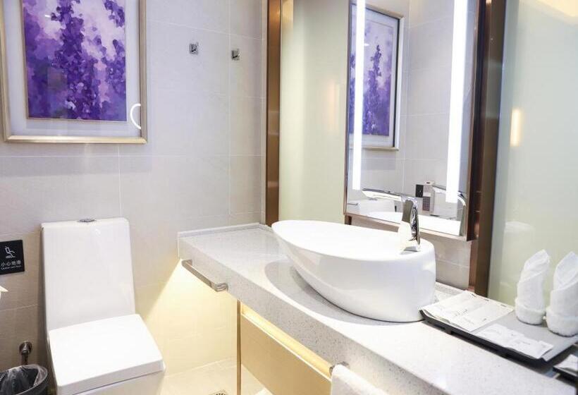 Номер Deluxe Кровать Кинг, Lavande Hotels Shenzhen North Station Longhua Foxconn Headquarters