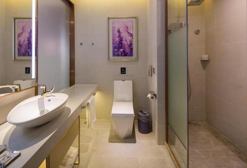带大床的豪华间, Lavande Hotels·foshan Lishui Heshun Wanfu City