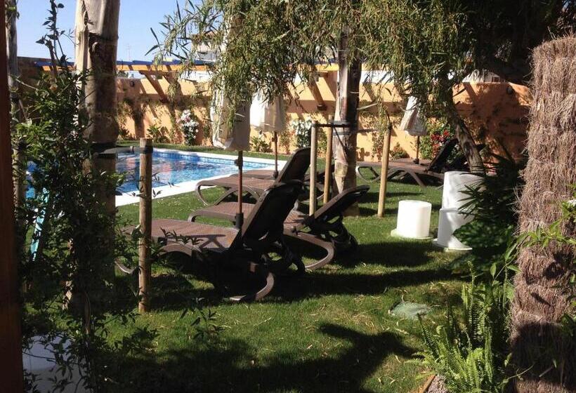 Апартаменты 2 Спальни, Apartamento Para 4 Personas Con Jardín Privado Y Barbacoa Cerca De La Playa