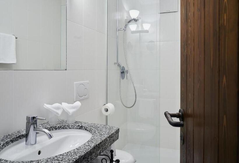 Апартаменты 2 Спальни, Rosamunde Apartments