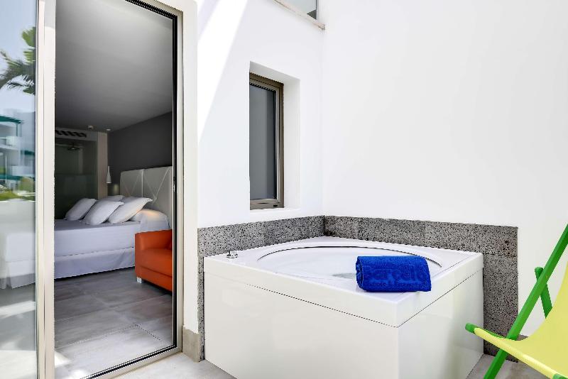 Deluxe Yhden Hengen Huone, Barcelo  Teguise Beach - Adults Only