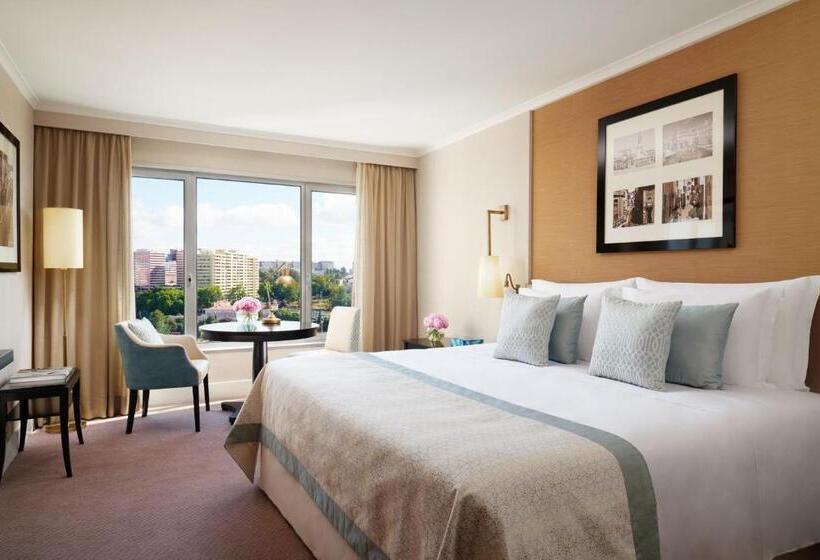 Quarto Familiar Deluxe, Corinthia  Lisbon