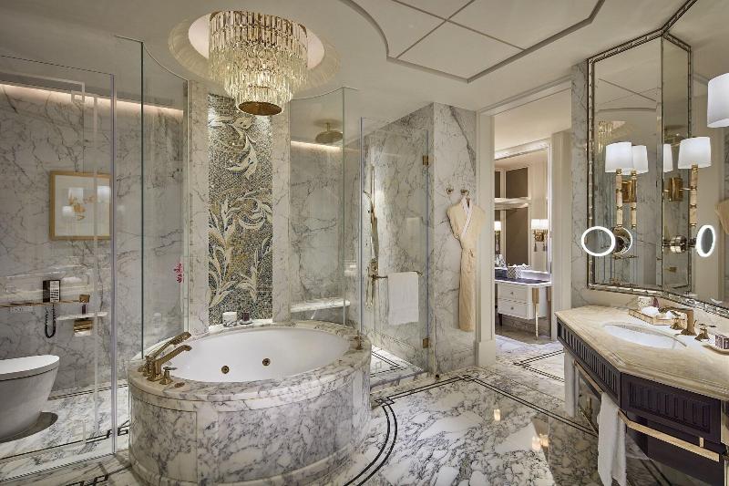 Номер Стандарт, Ibis Luzern Kriens