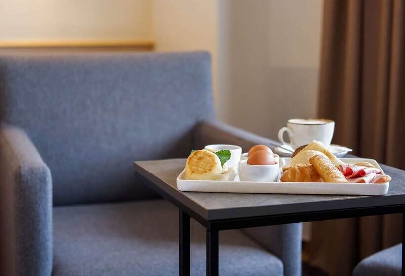 Номер Executive, Novotel Moscow Centre