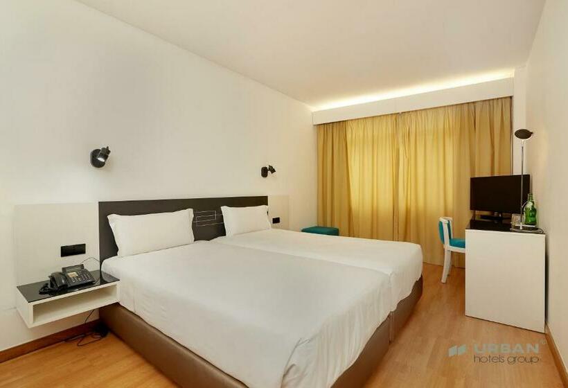 Номер Стандарт, Amadeos   Matosinhos   Porto