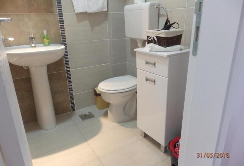 آپارتمان 1 خوابه, Apartment Erika