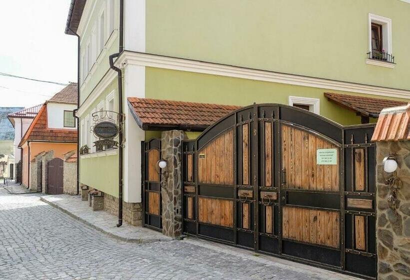 اتاق استاندارد, гостеріяold Town
