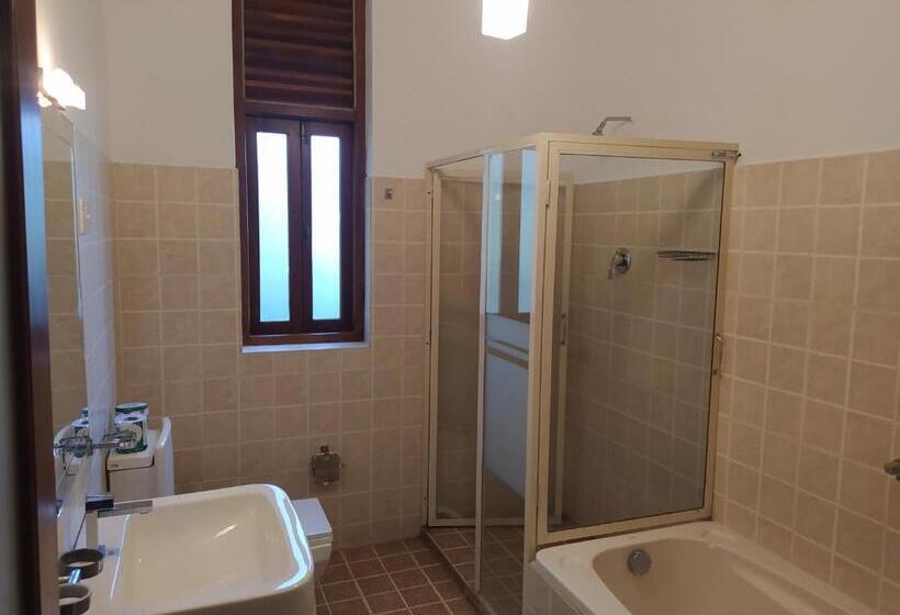 Семейный Номер, Bentota Home Stay