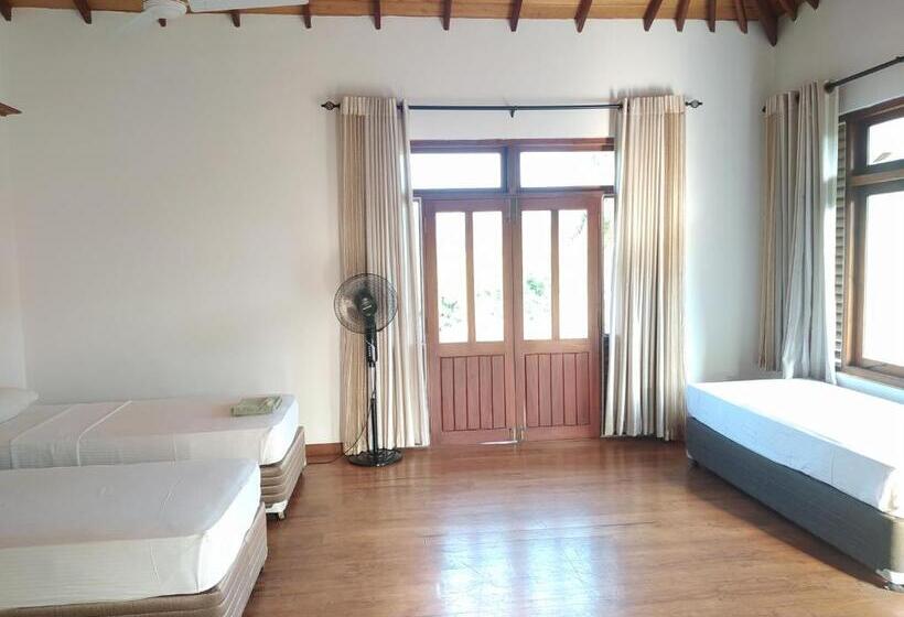 Семейный Номер, Bentota Home Stay