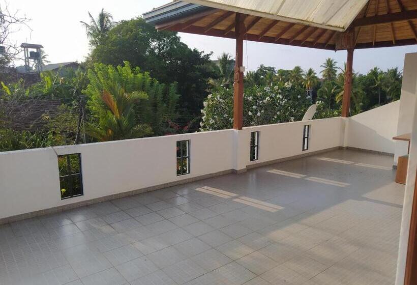 Семейный Номер, Bentota Home Stay