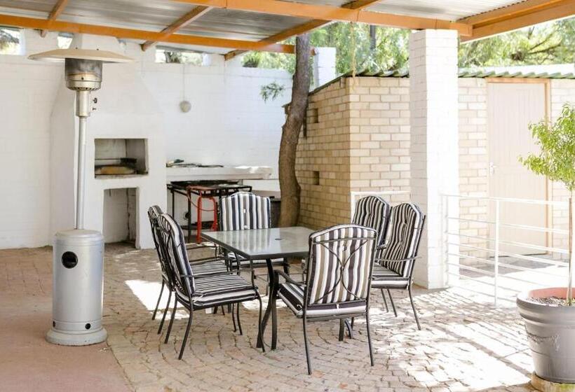کلبه ییلاقی, Mein Heim Estate Guest Farm