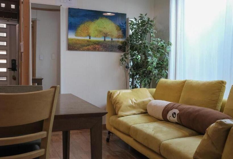 Apartamento 2 Dormitórios, Yeonnam Minbak
