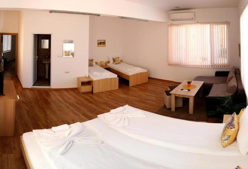 프리미엄 4인룸, Gile Guest House
