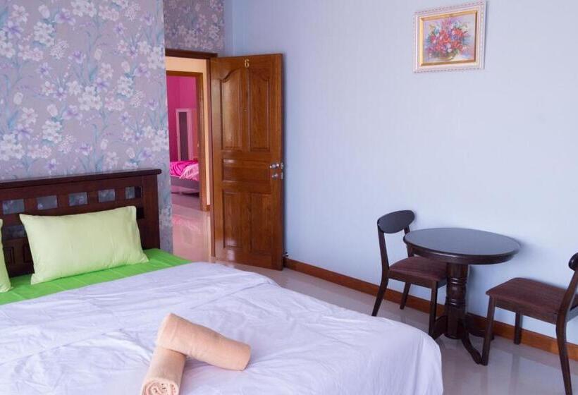 Номер Basic, Rak Ban Kerd House