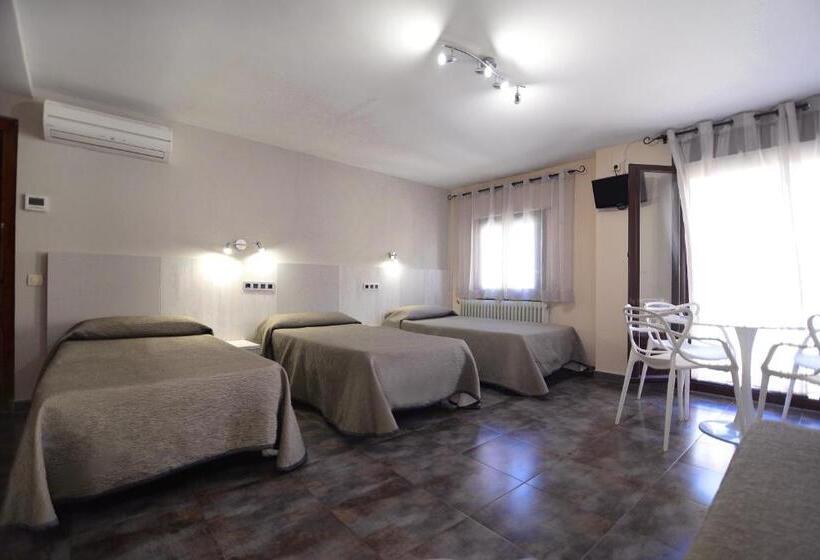 4인용 스탠다드 룸, Hostal Palacete De Los Arcedianos