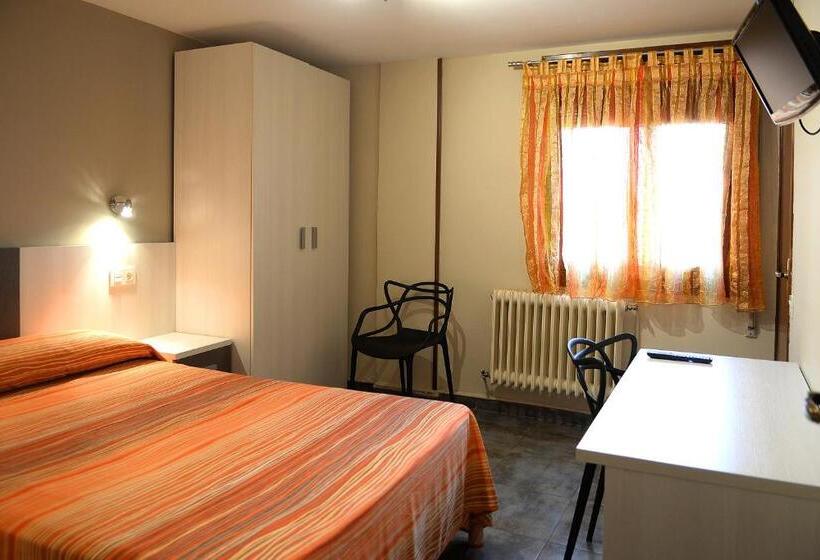 스탠다드 룸, Hostal Palacete De Los Arcedianos