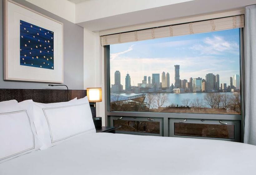 适合残疾人士使用的套间, Conrad New York Downtown
