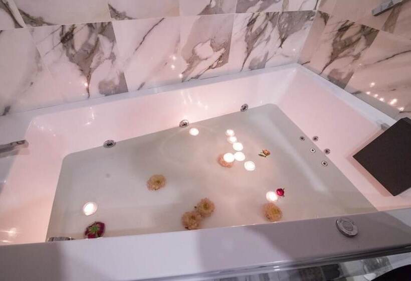 سوییت لوکس, De Ilhavo Plaza & Spa