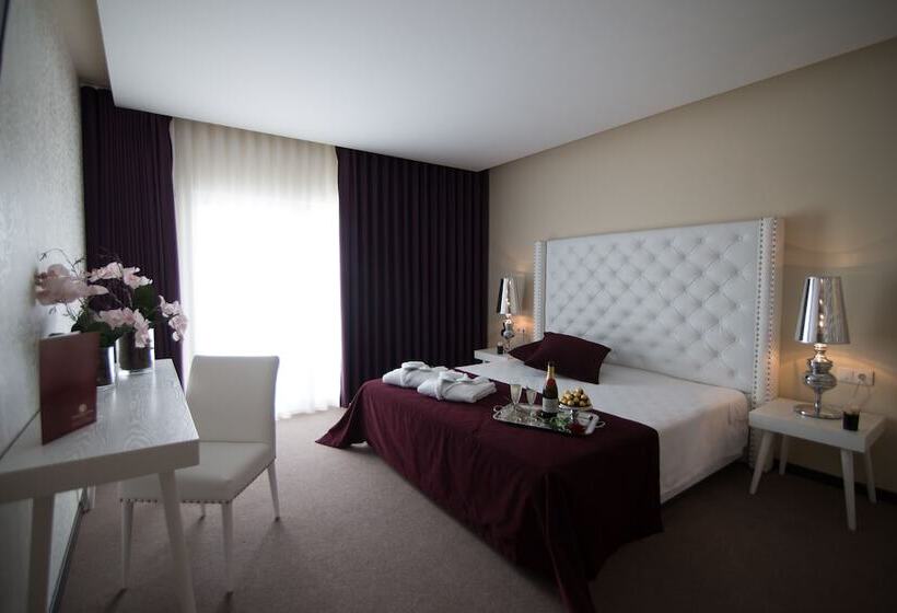 سوییت لوکس, De Ilhavo Plaza & Spa