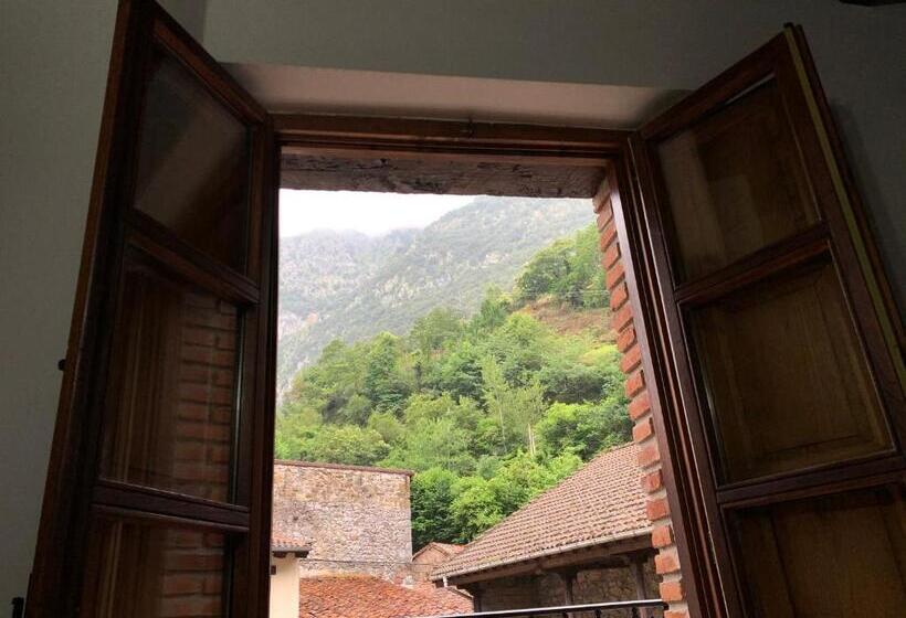 Номер Стандарт с Балконом, Posada La Cuadrona