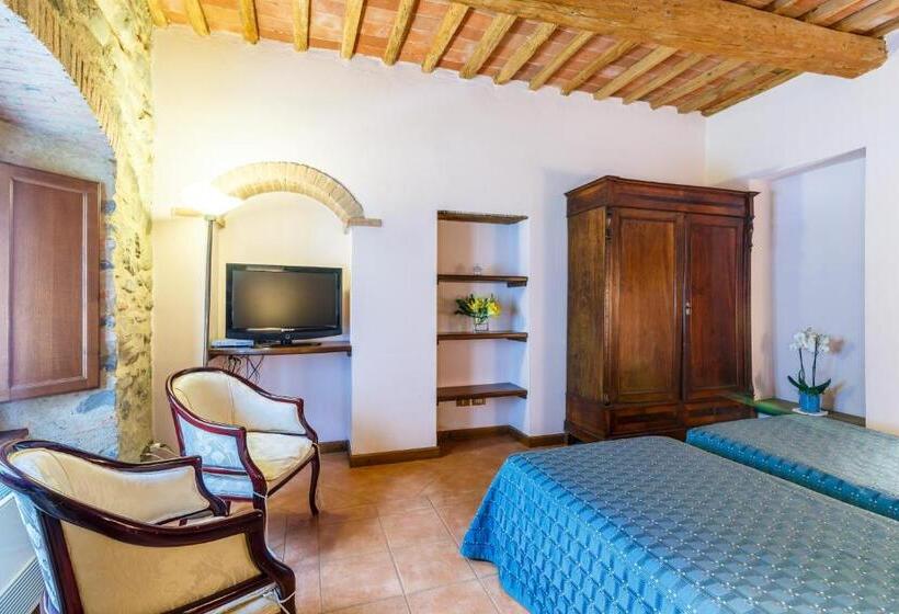 Номер Стандарт Трехместный, Villaggio Albergo San Lorenzo E Santa Caterina
