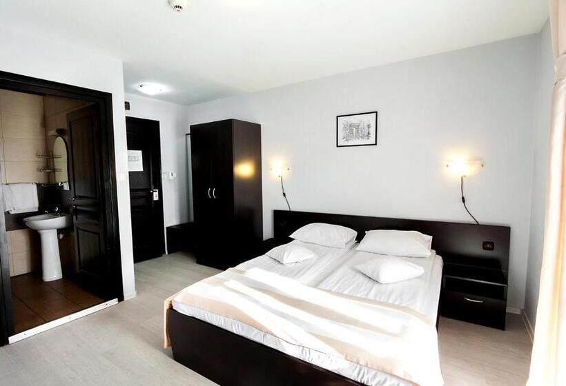 اتاق استاندارد, Astoria Hotel & Restaurant