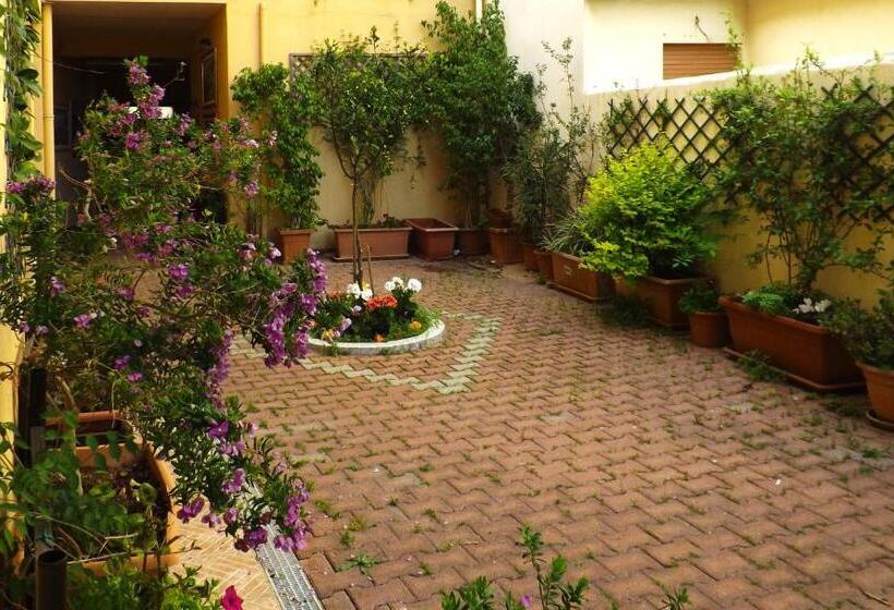 اتاق استاندارد یک نفره, B&b Le Grazie