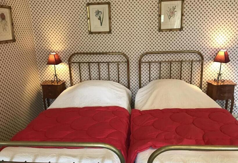 اتاق سوپریور با چشم‌انداز باغ, Bed And Breakfast   Château Du Vau