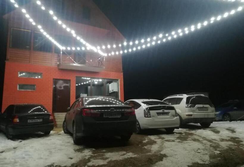 اتاق استاندارد با سرویس بهداشتی مشترک, Family Hotel Mtamta