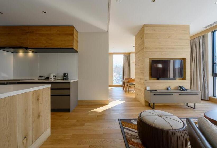 Апартаменты Superior 3 Спальни, Yu Kiroro, Ski In Ski Out Luxury Residences
