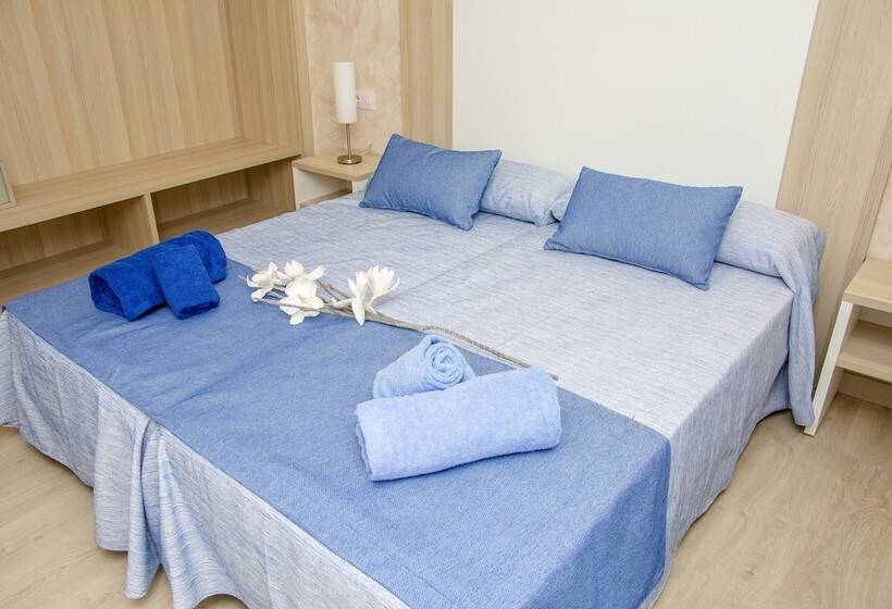Апартаменты 3 Спальни, Apartamentos Maribel