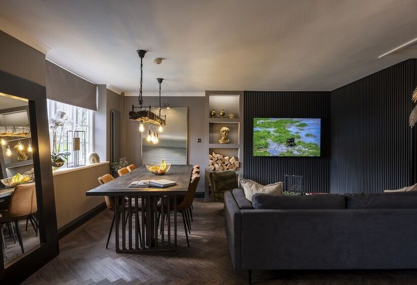 Дом 1 Спальня, Derwent Manor Boutique