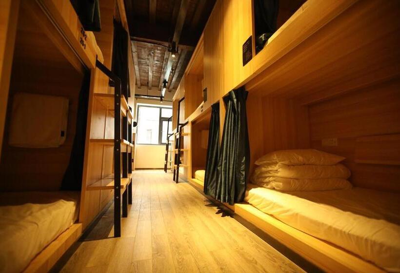Кровать в Общей Комнате, Lijiang Desti Youth Park Hostel
