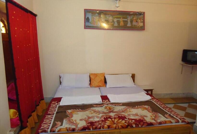 Трехместный Номер Deluxe, Ganesh Guest House