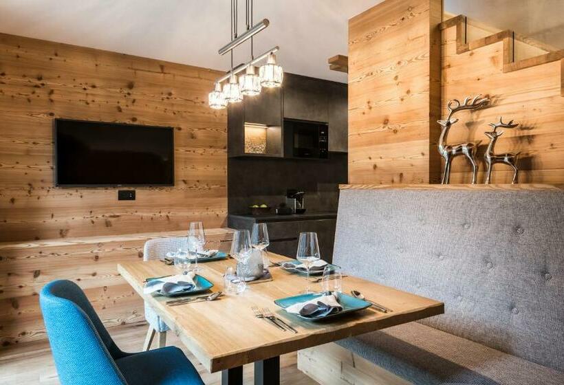 Апартаменты 1 Спальня с Видом, Les Dolomites Mountain Lodges