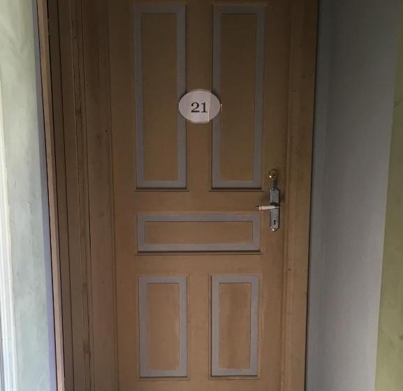 اتاق استاندارد یک نفره, Hallagårdens B&b
