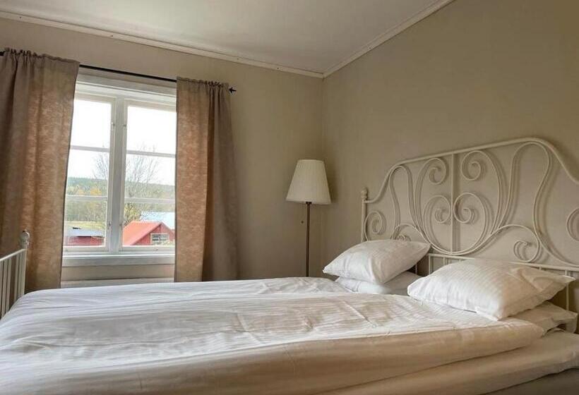 اتاق استاندارد با سرویس بهداشتی مشترک, Hallagårdens B&b