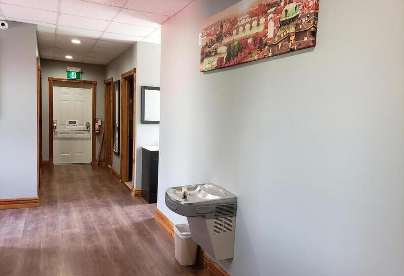 Трехместный Номер Deluxe, Hepworth Hostel