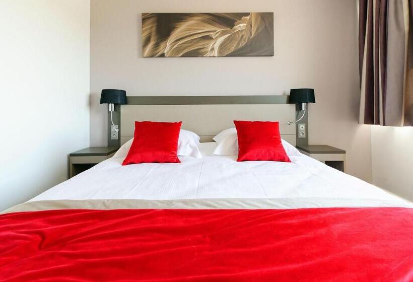 Семейный Номер, Hôtel Akena Besançon