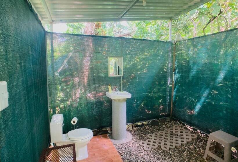 스탠다드 방갈로 정원 전망, Yejos Jungle Lodge